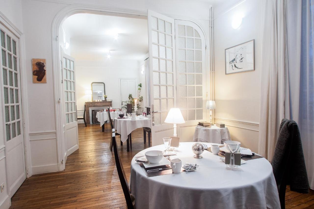 Bed and Breakfast Au Fil De Troyes Sainte-Savine Esterno foto