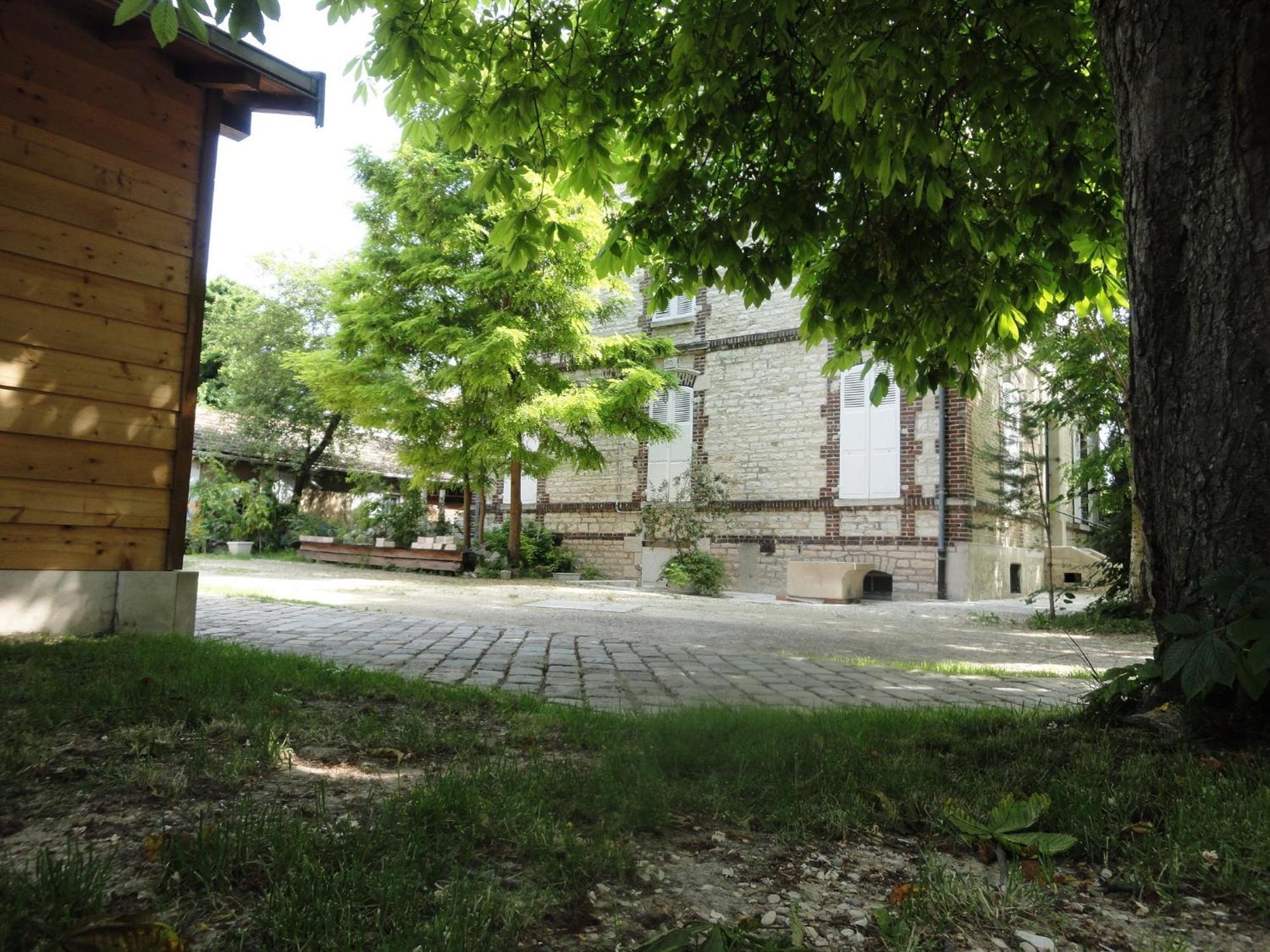 Bed and Breakfast Au Fil De Troyes Sainte-Savine Esterno foto
